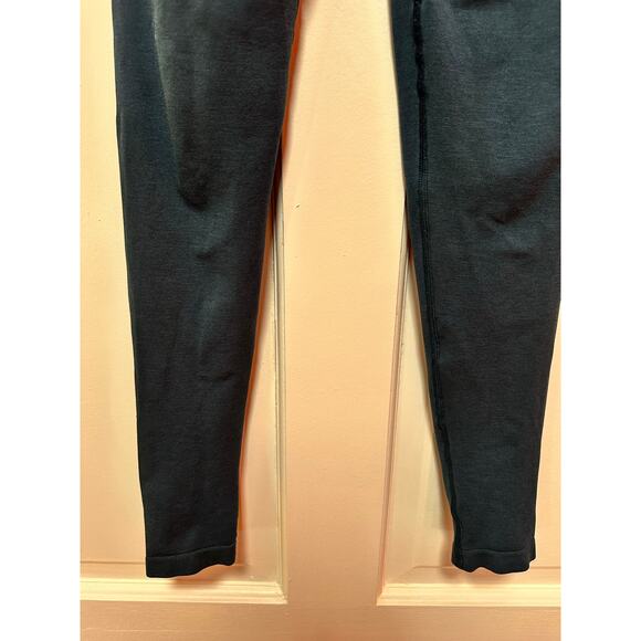 Alphalete Amplify Legging Size Small - Picture 5 of 7